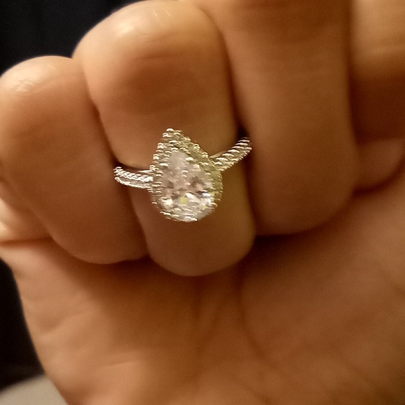 Rhinestone ring - Picture 4 of 4